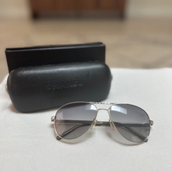 CHANEL AVIATOR SUNGLASSES - Picture 11 of 15